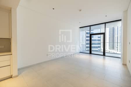 Stunning Studio Apt w/ Burj Khalifa View Stunning Studio Apt w/ Burj Khalifa View