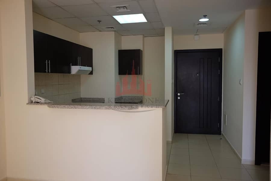 24 1 Bedroom + Laundry Room Mazaya Liwan