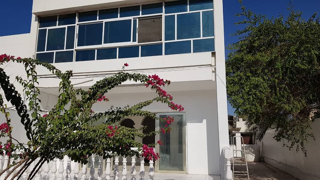 *** HOT DEAL – Pretty 4BHK Duplex Villa available in Al Jazzat area, Sharjah