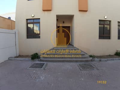 Modern TownHouse, with natural light in MBZ Modern TownHouse, with natural light in MBZ