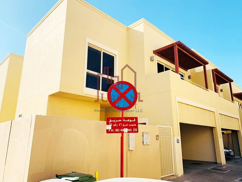 Corner unit I Luxurious 4BR+M villa w/ balcony Corner unit I Luxurious 4BR+M villa w/ balcony
