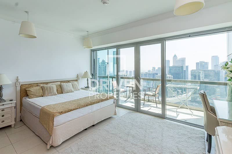 Lovely and Ready to move in | High Floor Lovely and Ready to move in | High Floor