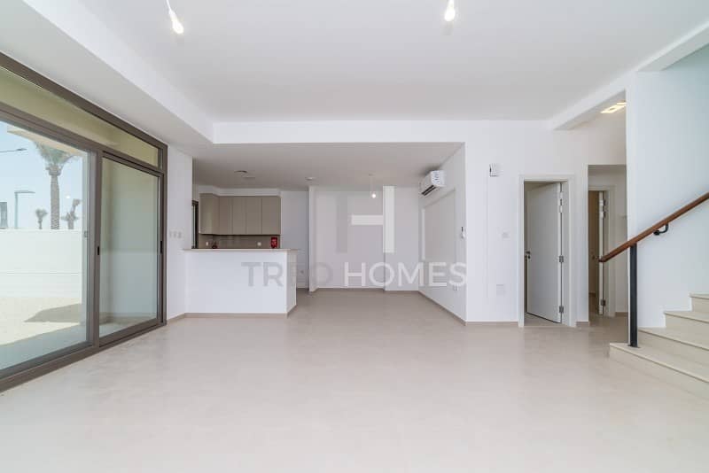 Single Row | 3 Bedroom + Maids | Type 1 Single Row | 3 Bedroom + Maids | Type 1