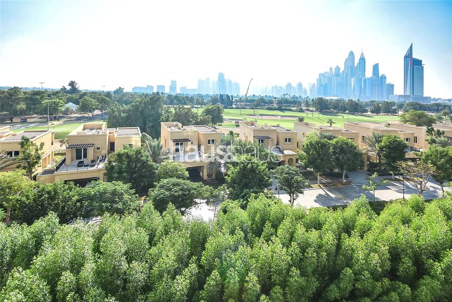Golf Course View| Free Chiller | Huge 3 Bed Unit