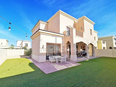 Beautiful Corner Plot | Family Home Beautiful Corner Plot | Family Home