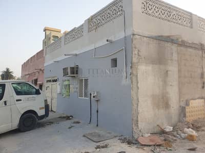 Al Bustan Villa for sale on metal road Al Bustan Villa for sale on metal road
