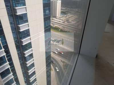 AC CHILLER ! 60 DAYS FREE 2BHK CLOSE TO WORLD TRADE CENTER METRO FAMILY BUILDING POOL GYM PARKING AVAIL IN 59K AC CHILLER ! 60 DAYS FREE 2BHK CLOSE TO WORLD TRADE CENTER METRO FAMILY BUILDING POOL GYM PARKING AVAIL IN 59K