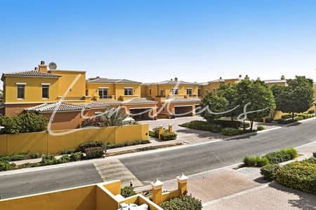 EXCLUSIVE Spacious 3 Bed + Family Room in Palmera EXCLUSIVE Spacious 3 Bed + Family Room in Palmera