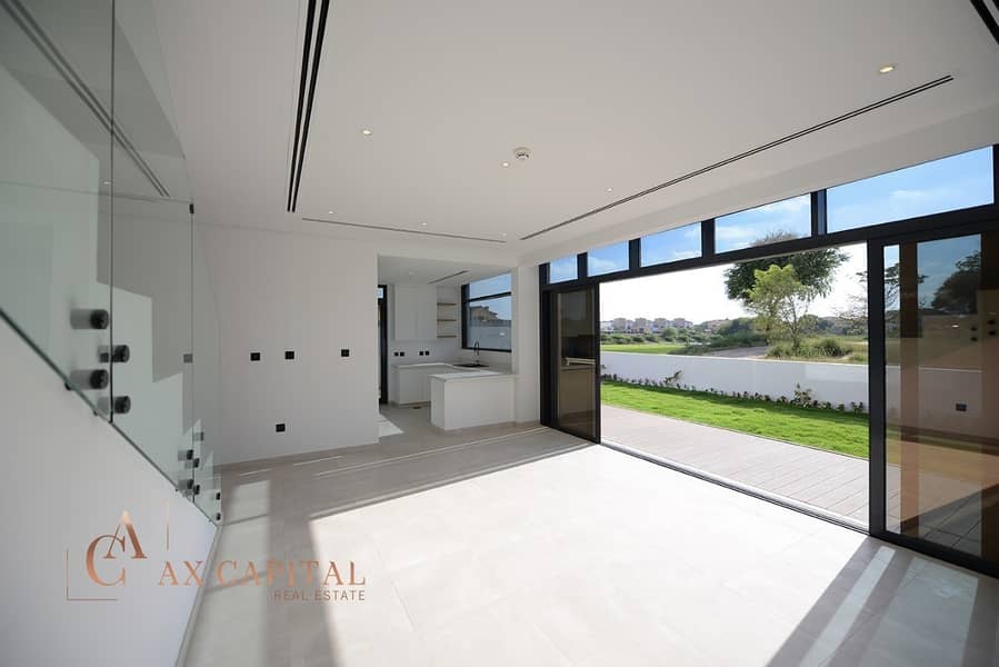 Stylish Design | Smart Home | Golf View