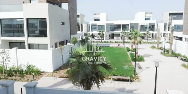 Move in ready | Outstanding 3BR Townhouse Move in ready | Outstanding 3BR Townhouse