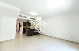 Great investment ! Double Row 3BR w/ private garden