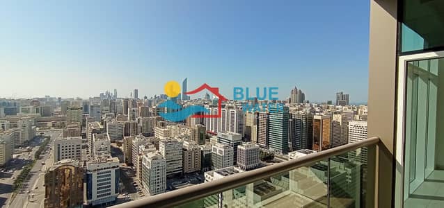 Luxury Apartment with Large Size Balcony Luxury Apartment with Large Size Balcony