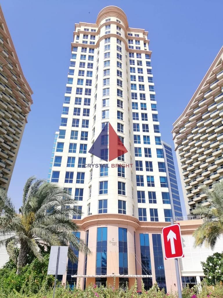 SPACIOUS 2 bed in Crescent Tower SPACIOUS 2 bed in Crescent Tower