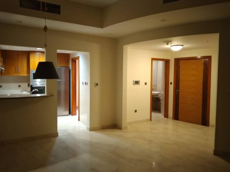 Luxury super well-maintained 2 BHK Apartment