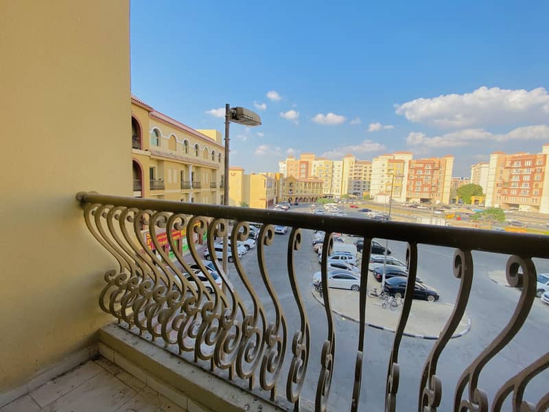 Large 2 Bedroom With Balcony Spain Cluster.