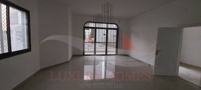 Prestigious Compound Villa with Balcony Prestigious Compound Villa with Balcony