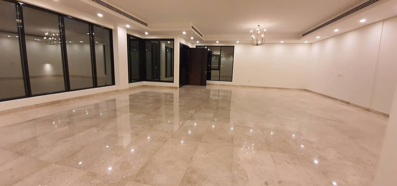THE MOST LUXURY HUGE DUPLEX 4BR+MAIDS VILLA , RENT 110K IN 4PAYMENT CALL 0555081789