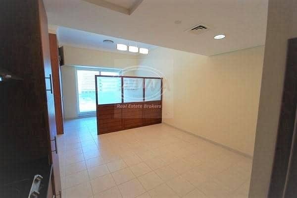 For Sale Studio in Lake Terrace | Close to Metro For Sale Studio in Lake Terrace | Close to Metro