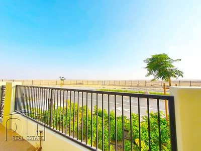 Type 2 | 3 Bed | Single row Dessert view Type 2 | 3 Bed | Single row Dessert view