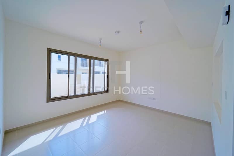 Well situated Exclusive brand new 3 bed.