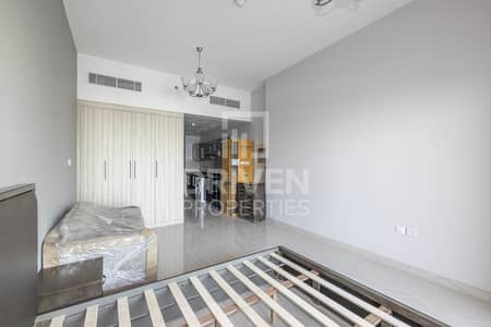 Furnished and Unique Studio | High Floor Furnished and Unique Studio | High Floor