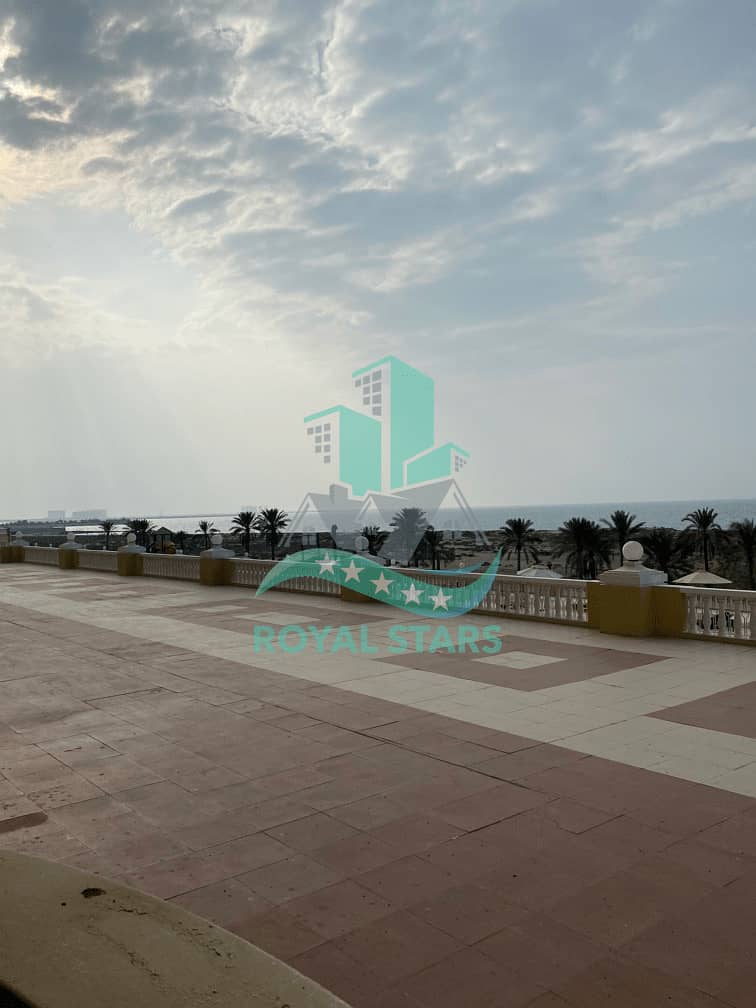 Stunning Two bedrooms apartment Sea View