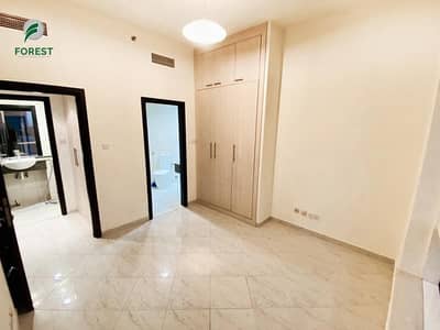 Luxury | 1BR APT | Well Maintained | Low Floor Luxury | 1BR APT | Well Maintained | Low Floor