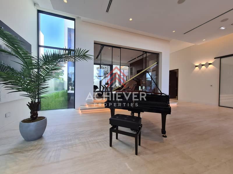 7 Elegant High-End 6BR Luxury Villa