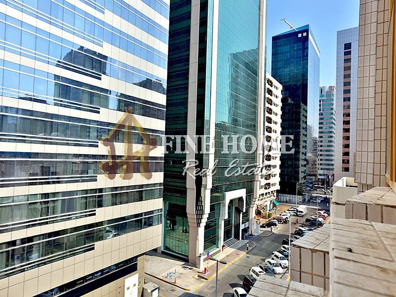 City View | Low Price | 1MBR w/ Close Kitchen