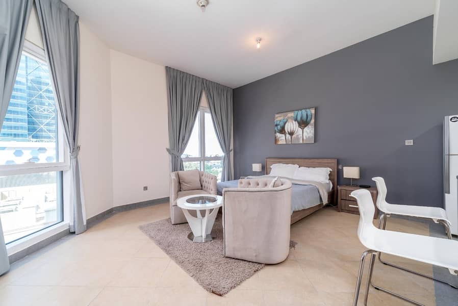 LARGE BRIGHT MODERN STUDIO IN TECOM !!! LARGE BRIGHT MODERN STUDIO IN TECOM !!!
