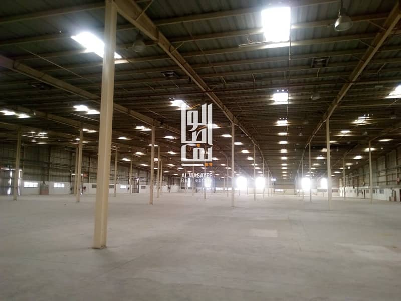 AMAZING HUGE WAREHOUSE WITH OFFICES NEAR SHEIKH ZAYED ROAD AND METRO