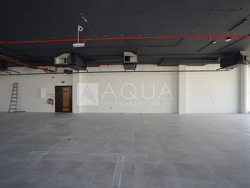 7 Sheikh Zayed Road |  Huge Semi Fitted Office