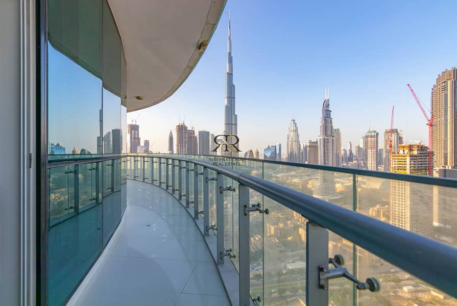 Splendid Burj Khalifa View | Fully Furnished 2 Bedrooms