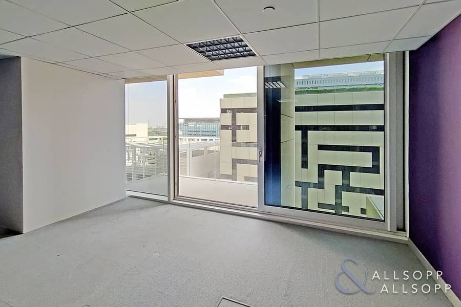 6 With Balcony | Close to Metro | Fitted Office