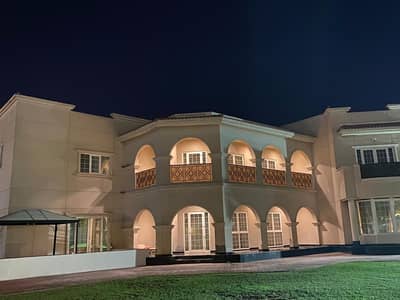 large and luxurious villa like the palace in Al Qurayn large and luxurious villa like the palace in Al Qurayn
