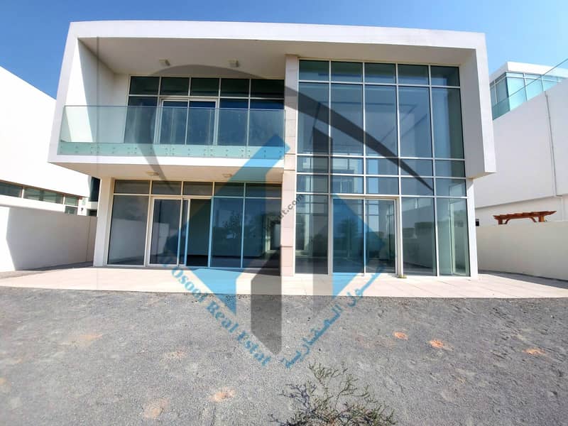 Luxurious villa in the most prestigious area in Ajman freehold and overlooking golf courses