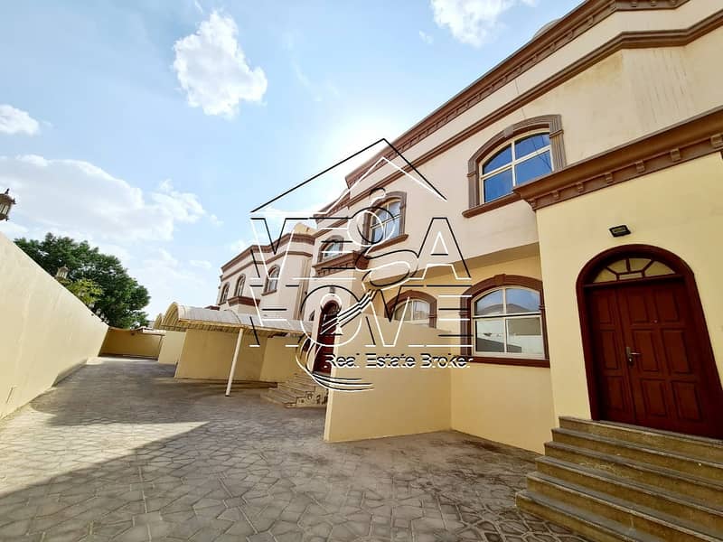 HOT DEAL 4-BED VILLA IN COMPOUND