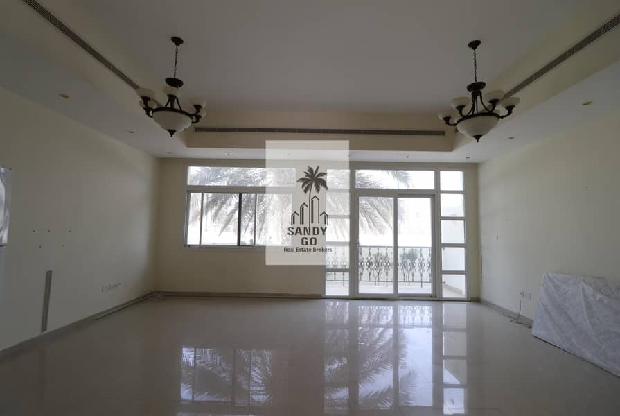 4BR Townhouse | Fast Moving | Good Looking 4BR Townhouse | Fast Moving | Good Looking