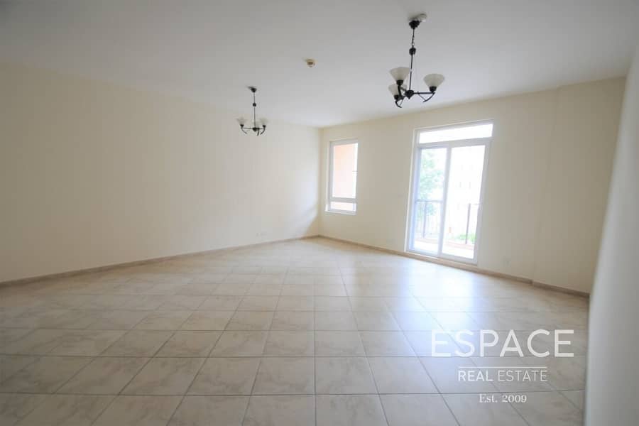 Corner 2 Bed | Spacious Unit | Great View Corner 2 Bed | Spacious Unit | Great View