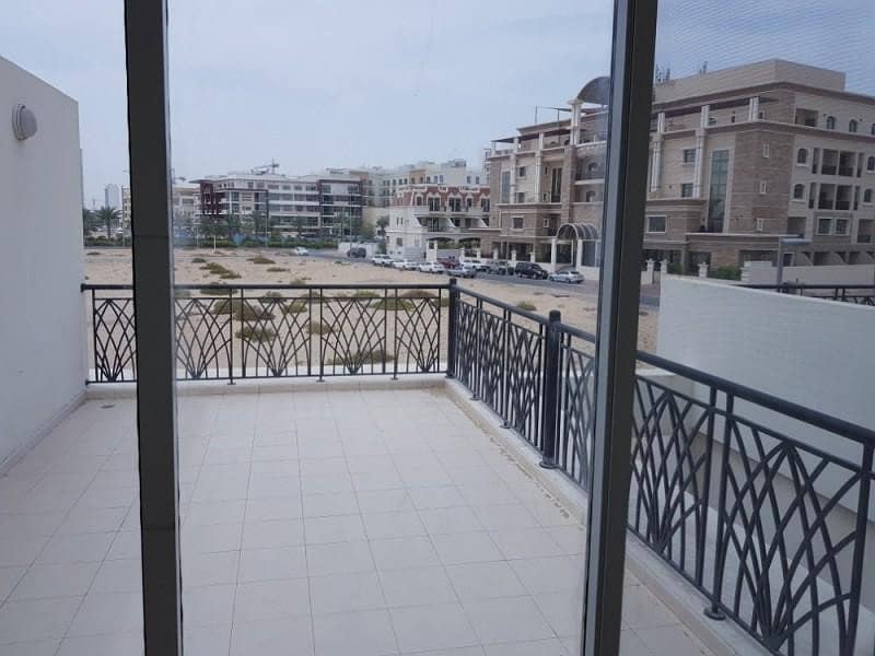 AMAZING OFFER PRIVET POOL 4 BEDROOM TOWNHOUSE FOR SALE IN JVC