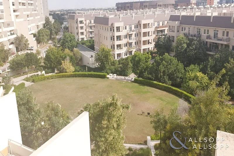 Garden View | Large Terrace | 2 Bedrooms