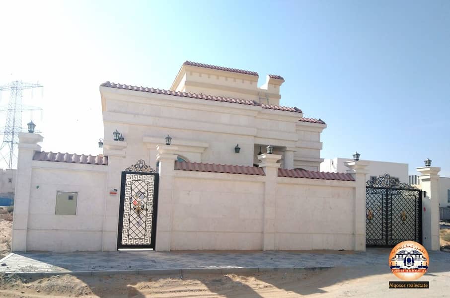 Villa for sale, stone face, on a neighboring street, with a modern design, at the lowest prices