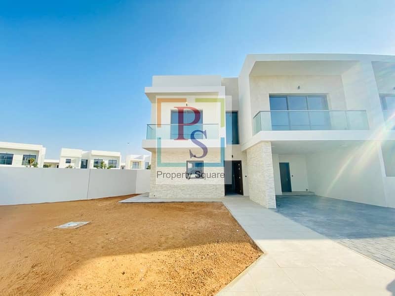 3 Luxurious Extended 4BR Type X Villa is available for Sale