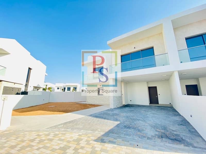 2 Luxurious Extended 4BR Type X Villa is available for Sale