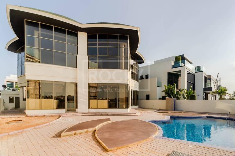 Spacious 4 Bed | with Private Pool | Palm Jumeirah