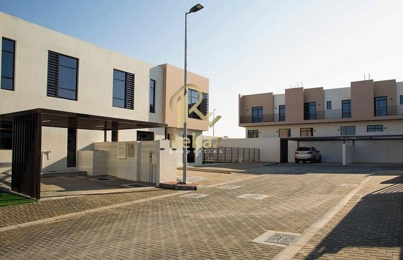 Own a villa in Sharjah freehold without maintenance fees for free for life