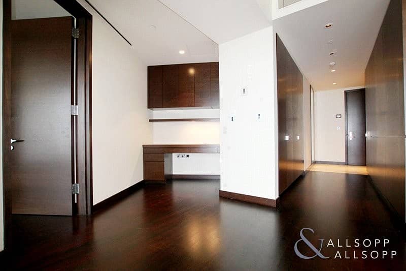 2 Large One Bedroom | Study Area | DIFC View
