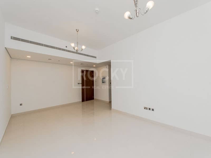 Open View | 2 Bed | Equipped Kitchen | Emerald Tower
