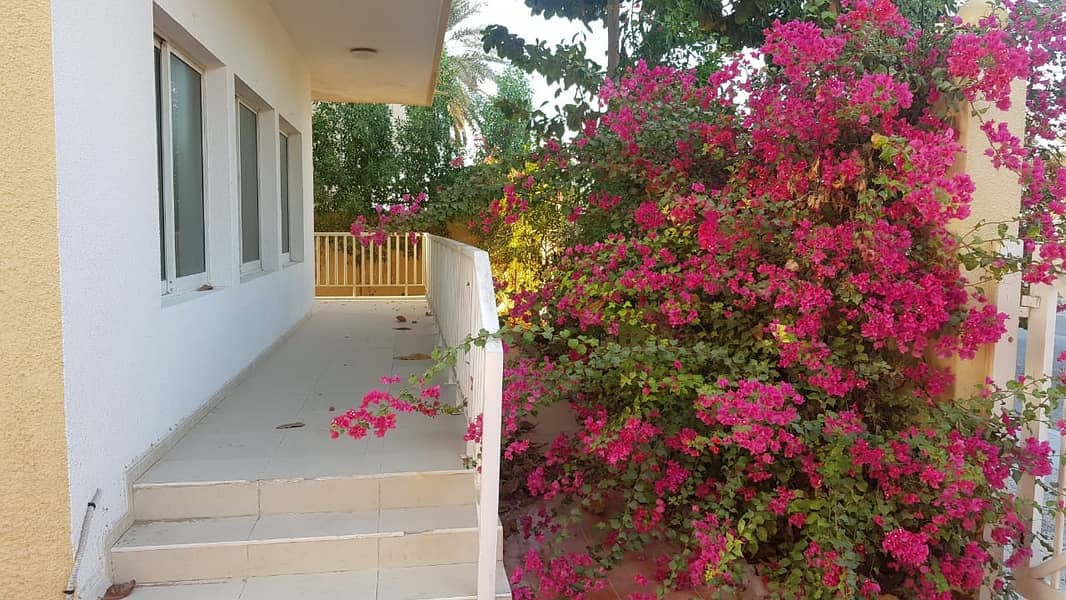 *** SEA VIEW – Lovely 3BHK Duplex Villa in Al Fisht, Sharjah