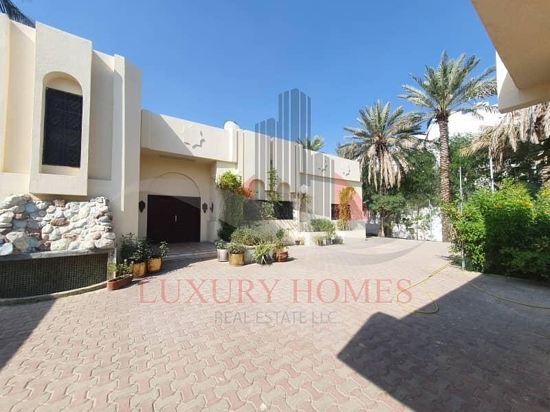 Independent Spacious Ground Floor For Business Independent Spacious Ground Floor For Business